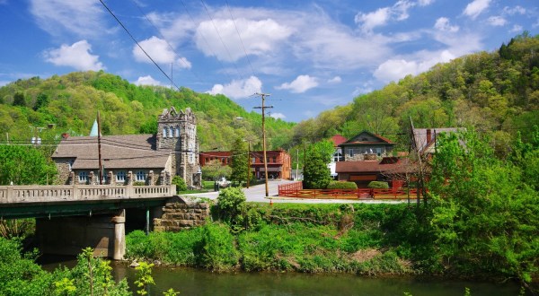 This Charming West Virginia Town Was Once Home To The Highest Number Of Millionaires In The Country