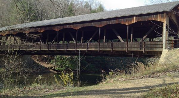 The Enchanting Covered Bridge Hike In Ohio That’s Perfect For An Autumn Day