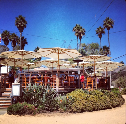 The Beach-Themed Restaurant In Southern California Where It Feels Like Summer All Year Long