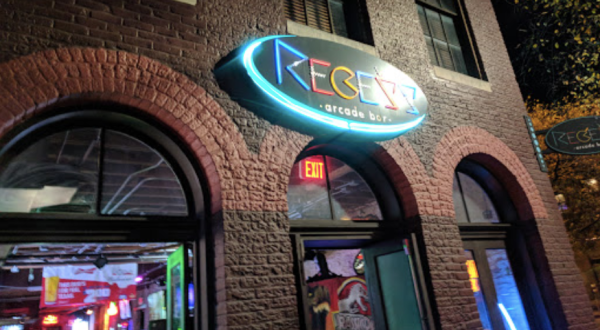 The Classic Arcade Bar In Austin That Will Take You Back To Your Childhood