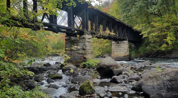 The Remarkable Bridge In New Hampshire That Everyone Should Visit At Least Once