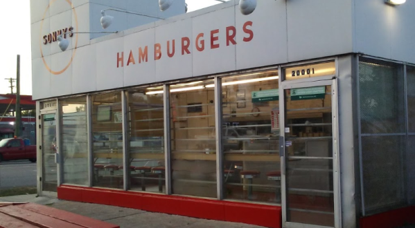 Everyone Goes Nuts For The Hamburgers At This Nostalgic Eatery In Detroit