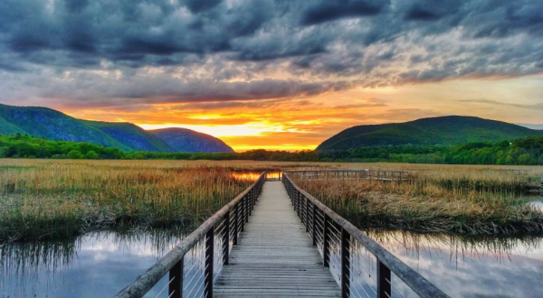 The New York Hike That Leads To The Most Unforgettable Destination