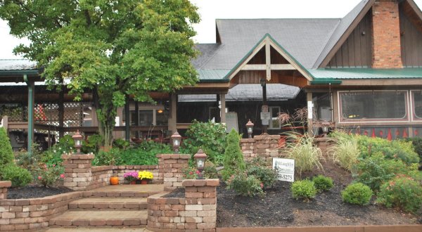 Autumn Is The Best Time To Visit These 9 Enchanting Wineries Around Cleveland