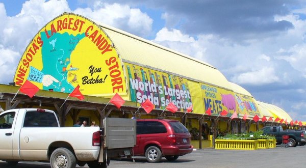 The Gigantic Candy Store In Minnesota You’ll Want To Visit Over And Over Again