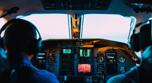 A New Study Reveals That Passengers Are More Likely To Trust Pilots With This Accent