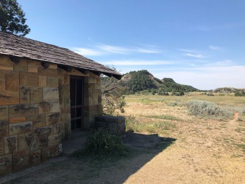 There's A Hike In North Dakota That Leads You Straight To An Abandoned Park Station
