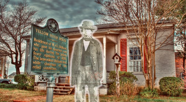 Frightening Local Lore Comes To Life On This Mississippi Walking Tour