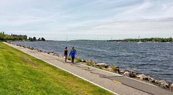 Here Are 6 Waterfront Walkways To Explore In Rhode Island After You’ve Strolled The Cliff Walk