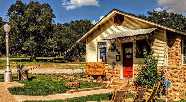 The Small Town Adventure Shop In Oklahoma That’s Full Of Imagination