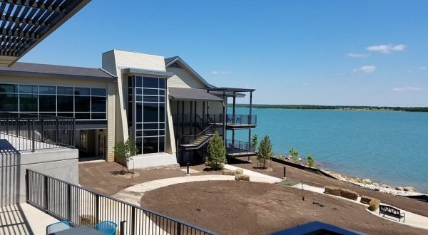 We Found The Most Affordable Waterfront Getaway In Oklahoma And You’ll Want To Go Immediately