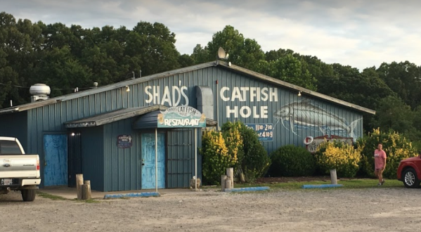 This Remote Seafood Tavern In Oklahoma Is So Popular It Doesn’t Have To Advertise