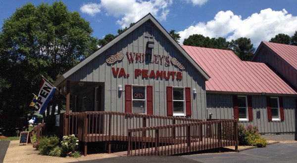 You Won’t Find Anything Like This Old Fashioned Peanut Factory In Virginia Anywhere Else