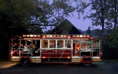This Haunted Trolley In Oregon Will Take You Somewhere Absolutely Terrifying