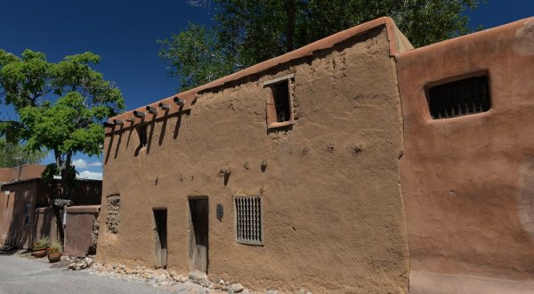 The Oldest House In America Is Hiding Right Here In New Mexico And You’ll Want To Visit