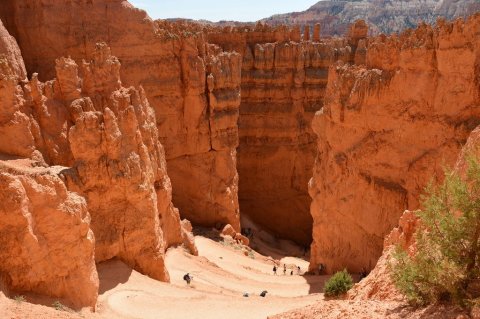 This Hike On Utah's Wall Street Is Perfect For The Adventurous Soul
