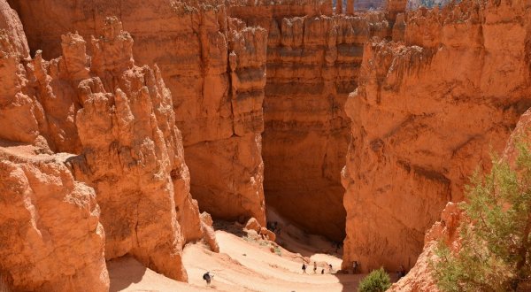 This Hike On Utah’s Wall Street Is Perfect For The Adventurous Soul