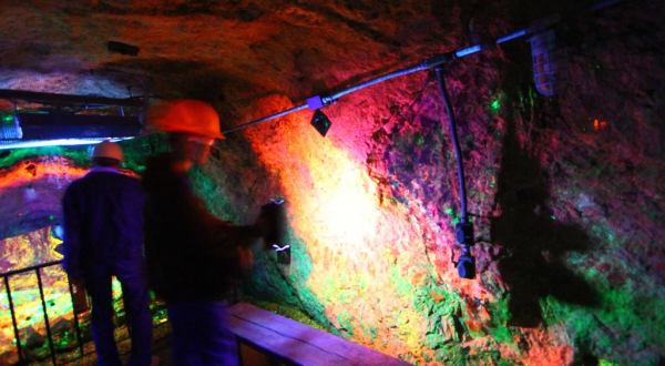 You’ll Never Forget A Trip Through This Old Mineral Mine In New Jersey
