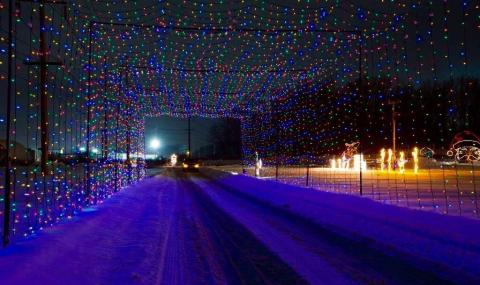 You Will Love This Dreamy Ride Through The Largest Drive-Thru Light Show Near Buffalo