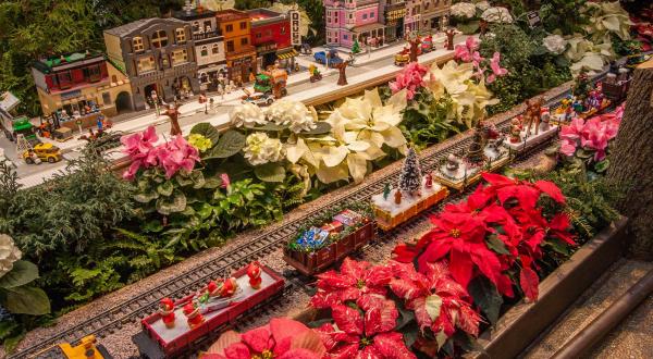 This Christmas Model Train Show In Wisconsin Will Delight Your Whole Family This Holiday Season