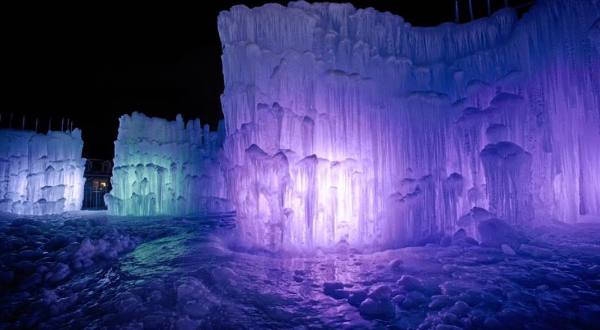 The Marvelous Winter Wonderland In New Hampshire That’s Made Entirely Out Of Ice