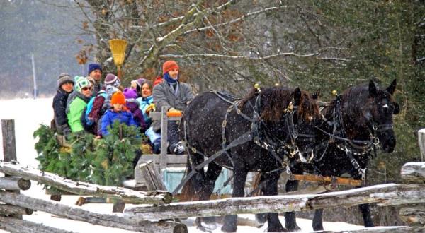 Travel Back In Time And Celebrate An Old World Wisconsin Christmas