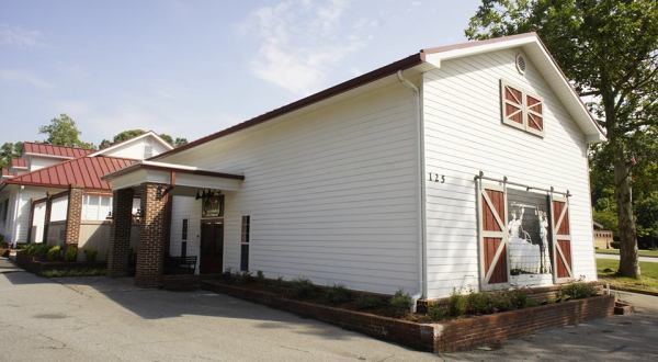 The Georgia Chicken Wingery Offers 17 Different Varieties Of Wings All Worth Trying