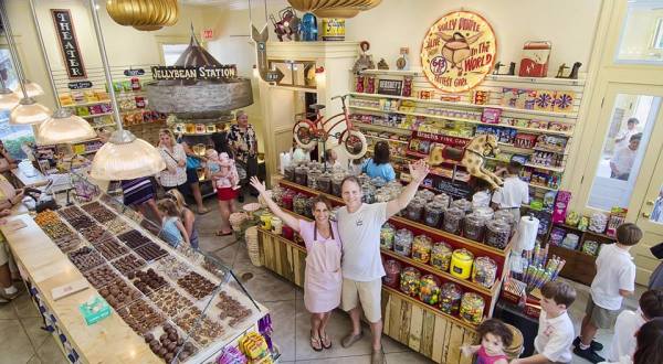 The Gigantic Candy Store Near New Orleans You’ll Want To Visit Over And Over Again