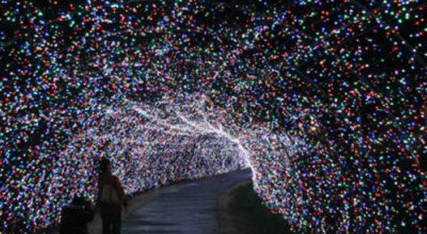 You Will Love This Dreamy Ride Through The Largest Drive-Thru Light Show In New Hampshire