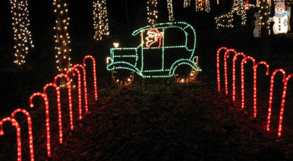 The Christmas Light Display Near Pittsburgh That Will Simply Dazzle You