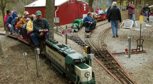 The Miniature Train Ride Attraction Near Cincinnati Everyone In Your Family Will Love