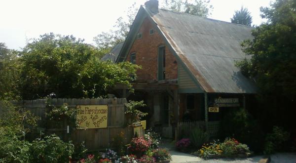 9 Authentic Midwest Restaurants In Indiana Where You Can Get A Classic Country Meal