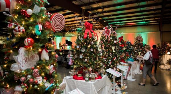 Nothing Will Get You Ready For The Holidays Like This Massive Christmas Tree Auction In Illinois