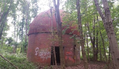 Most People Don't Know There Is An Abandoned Observatory Hiding In The Woods Of Indiana