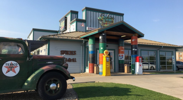 The Wackiest Yet Most Delicious Burgers You’ll Ever Try Are At This North Dakota Restaurant
