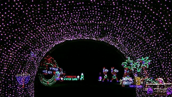 Take A Dreamy Ride Through The Largest Drive-Thru Light Show In Ohio, Butch Bando’s Fantasy of Lights
