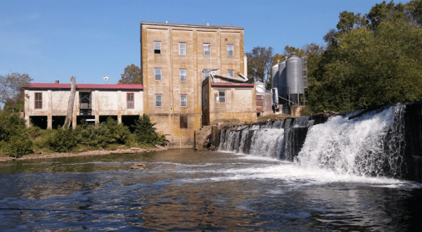 A Trip To This Charming, Working Mill In Kentucky Is Unforgettable