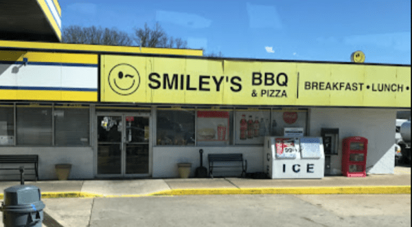 The Unsuspecting Virginia Truck Stop Where You Can Pull Over And Have An Amazing Meal