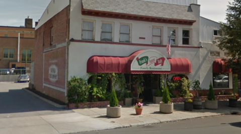 The Mom & Pop Restaurant In Buffalo That Serves The Most Mouthwatering Home Cooked Meals