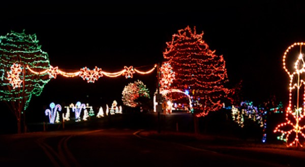 The Twinkliest Town In Ohio Will Make Your Holiday Season Merry And Bright