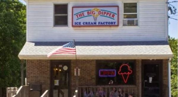 This Connecticut Ice Cream Parlor Has More Than 120 Flavors And You’ll Want To Try Them All