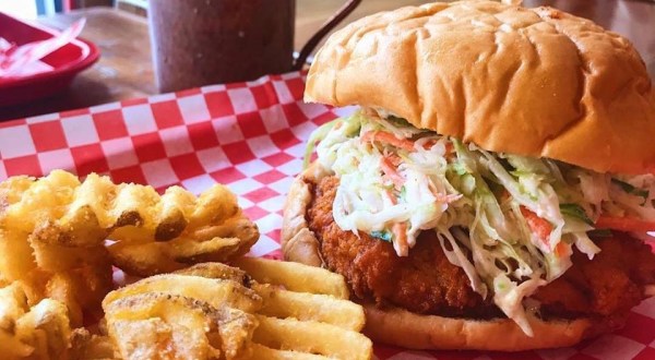 The Chicken Sandwich At This Pittsburgh Restaurant Will Make Your Taste Buds Explode