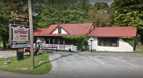 The West Virginia Restaurant In The Middle Of Nowhere That’s One Of The Best On Earth