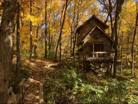 Stay The Night At This Off-The-Grid Treehouse Village In Illinois For A Whimsical Getaway
