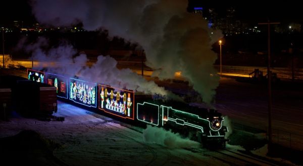 The Holiday Express Train Is Returning To Arkansas This Year And You Won’t Want To Miss It
