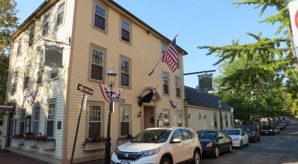 This Colonial-Era Pub In Massachusetts Is Loaded With History