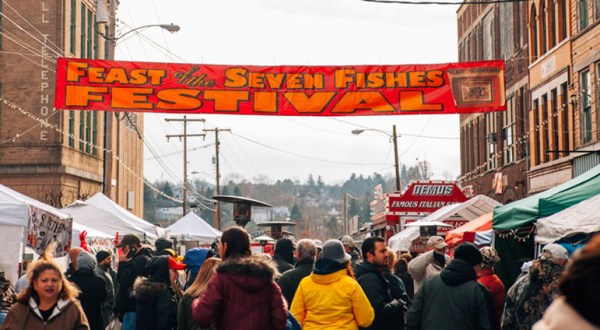 This Italian Christmas Street Festival In West Virginia Is As Good As It Gets