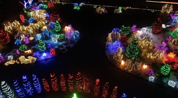 This Little-Known Garden In Idaho Is A Glowing Winter Wonderland You Need To Visit