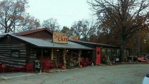 Sit Down To A Meal Just Like Grandma Used To Make At This Hidden Restaurant In Missouri
