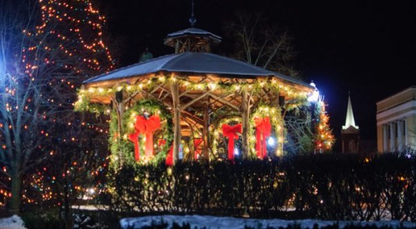 The 8 Coziest Towns In Ohio To Snuggle Up In This Season